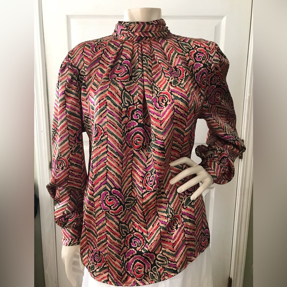 Vintage bishop sleeve silky floral blouse.